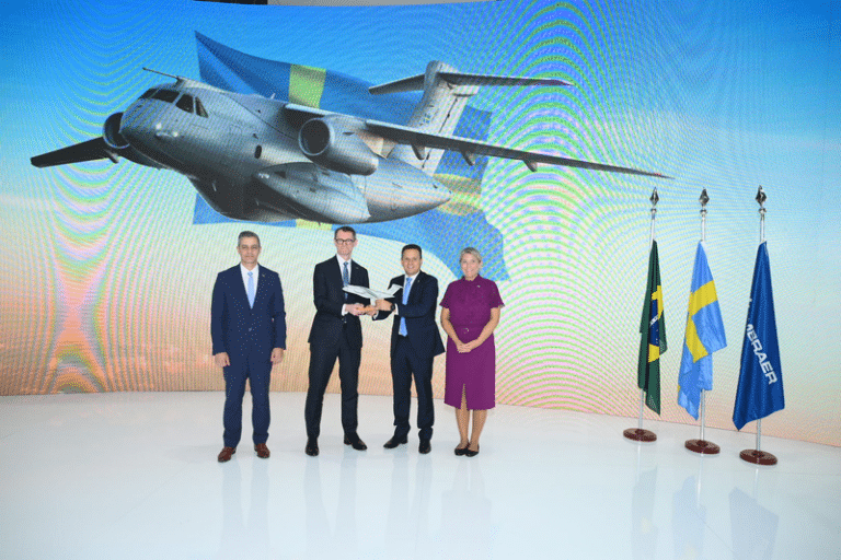 Suécia confirma compra de quatro C-390 da Embraer